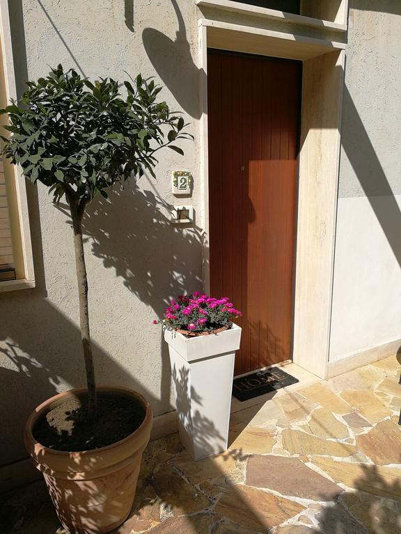 Il Giardino Dei Limoni Bed & Breakfast Aci Castello Bagian luar foto